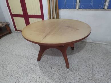 Kayu Dining Table 