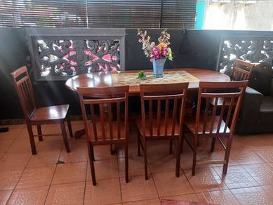 meja makan bersama 5 kerusi untuk di jual