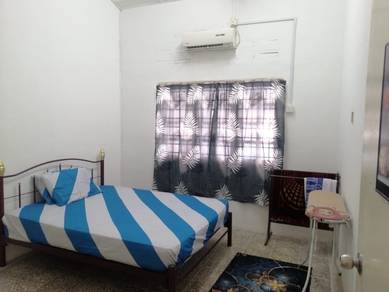 Ada Homestay 3 Bilik di Bandar Kuantan Dekat HTAA