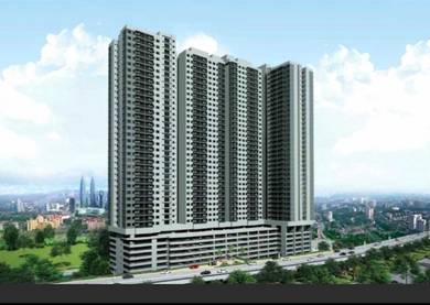 Condominium For Rent in Residensi Max