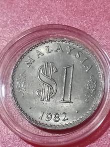 Rm1 parliament coin Year 1982