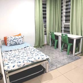 Condominium For Rent in Menara U