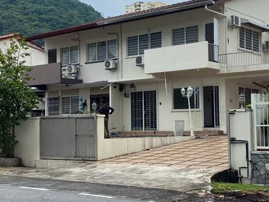 Semi-Detached House For Rent in Greenlane,PNG