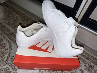 shoes kids nike