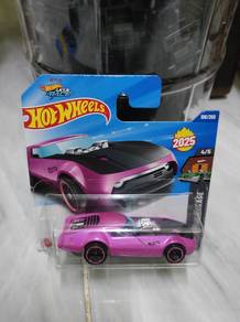 Hotwheels Pink Slide-Burn Short Card