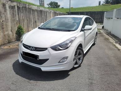 Hyundai Elantra PREMIUM in Masai, JHR