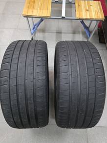 Michelin Pilot PS5 235/40/18