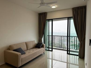 Condominium For Rent in Ideal Venice Residency