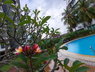 Condominium For Rent in Village Grove Condominium