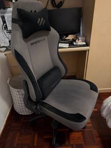 gaming chair infinite racer