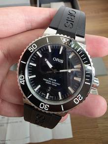 Oris Aquis Date *Blue Dial 