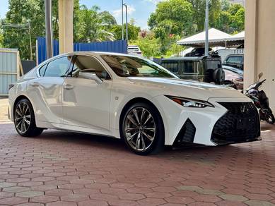 Lexus IS 300 F-SPORT in Damansara, KUL