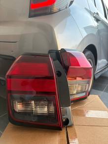 Lampu Axia Belakang
