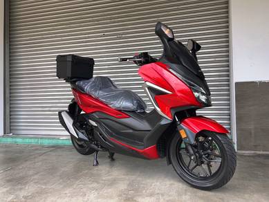 Honda Forza 250