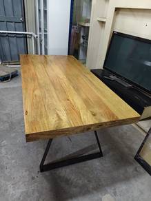 MeJa Makan Kayu