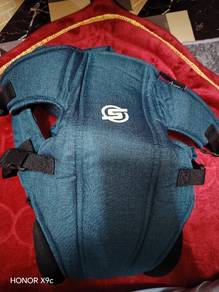 Baby carrier 