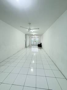 Condominium For Rent in Puncak Gloxinia