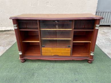 YC83G Almari TV 4 Feet TV Cabinet