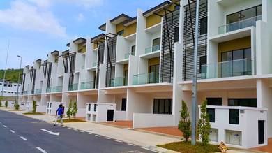 3-storey Terraced House For Sale in Rawang,SGR