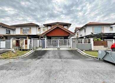 Semi-Detached House For Sale in Bangi,SGR