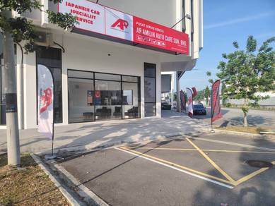 Service Advisor (SA) di bengkel kereta di skudai