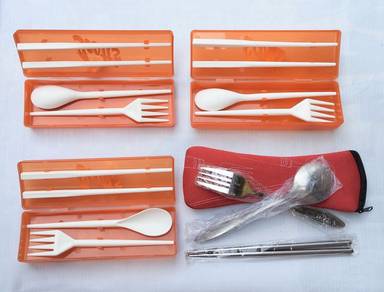 Outdoor dining cutlery sets