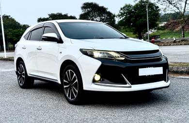 Toyota Harrier GS SPORT in Bukit Jalil, KUL