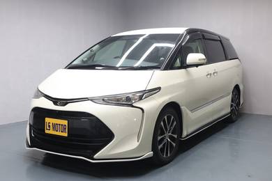 2014 Toyota Estima AERAS