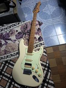 Electric guitar sqoe sest600