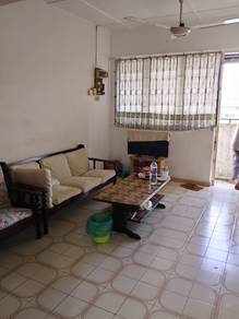 Flat For Sale in Flat Taman Ungku Tun Aminah