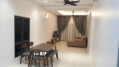 Condominium For Rent in Novus Condominium