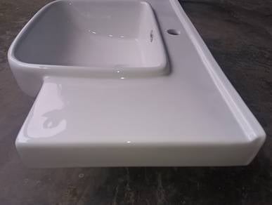 ceramic sink