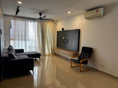 Condominium For Rent in Suasana Lumayan