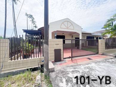 Semi-Detached House For Sale in Klang,SGR