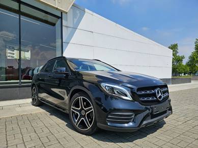 Mercedes Benz GLA250 250 4MATIC AMG LINE in Desa Pandan, KUL