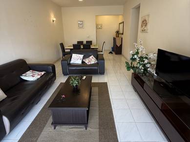 Condominium For Sale in Seri Maya