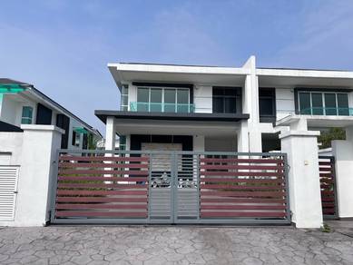 Semi-Detached House For Sale in Bandar Sungai Long,SGR