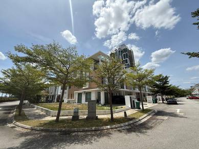3-storey Terraced House For Sale in Cyberjaya,SGR