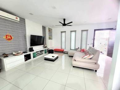 3-storey Terraced House For Sale in Sungai Ara,PNG