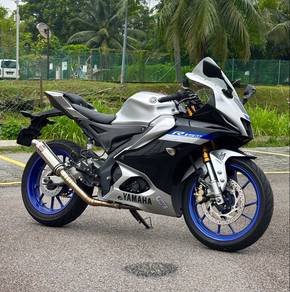 Yamaha R15
