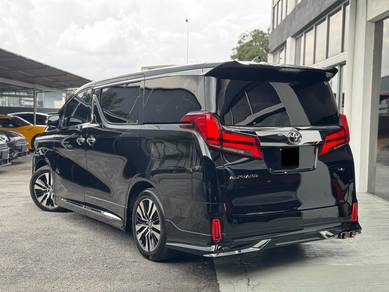 Toyota Alphard SC in Petaling Jaya, SGR