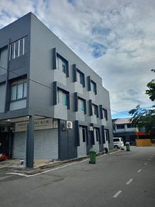 Room in Kuching, SWK