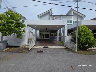 Cluster House For Sale in Durian Tunggal,MLK