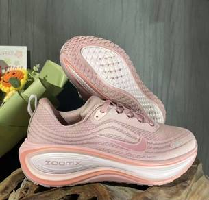 Nike vomero plus