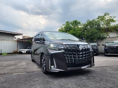 Toyota Alphard SC in Petaling Jaya, SGR