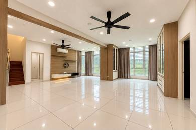 Townhouse Condo For Sale in The Seed @ Sutera Utama