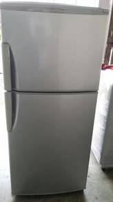 Small Fridge Refrigerator Peti Ais Hitachi Sejuk