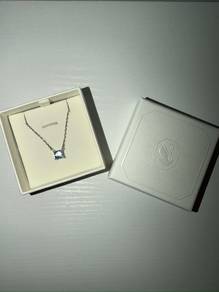 Swarovski Matrix Pendant