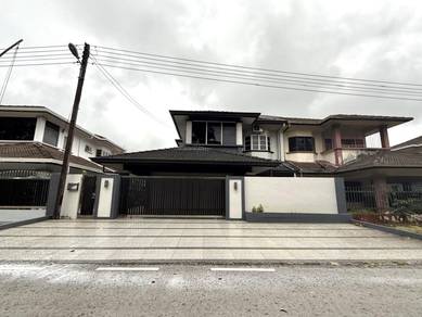 Semi-Detached House For Sale in Kuching,SWK