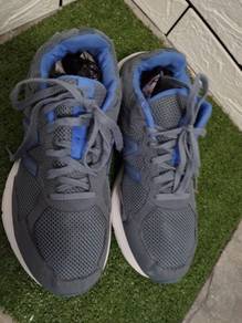 Kasut Sukan New Balance